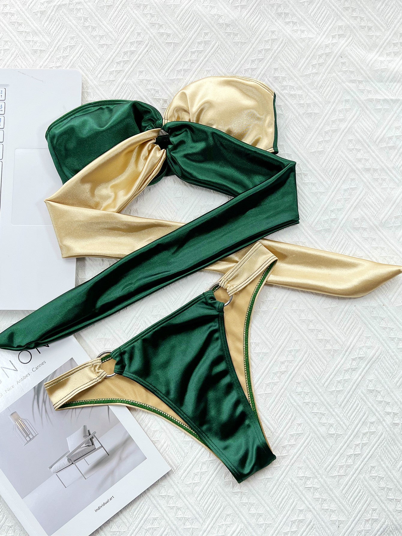 Sexy Contrasting Green Paradise Bikini Set for Women | ULZZANG BELLA