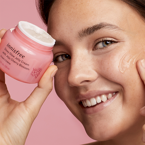 Radiant Blossom Dewy Glow Jelly Cream (50ml) | innisfree