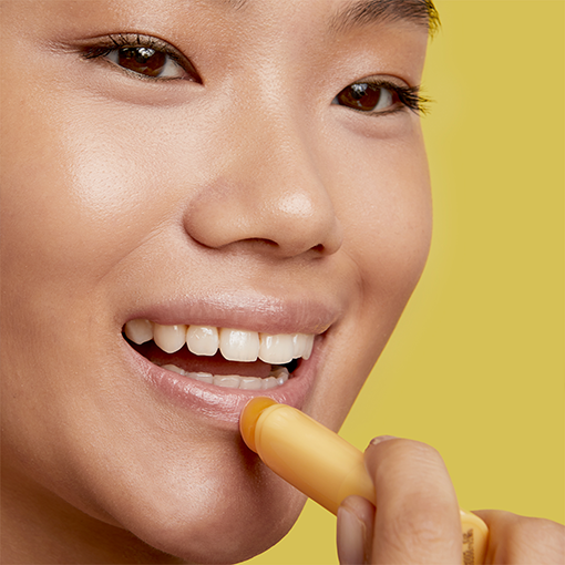 Luxurious Jeju Canola Honey Lip Balm (3.5g) | innisfree