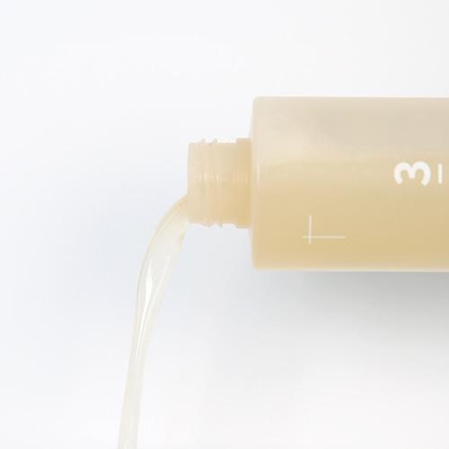 No. 3 Super Glowing Essence Toner 200ml | Numbuzin