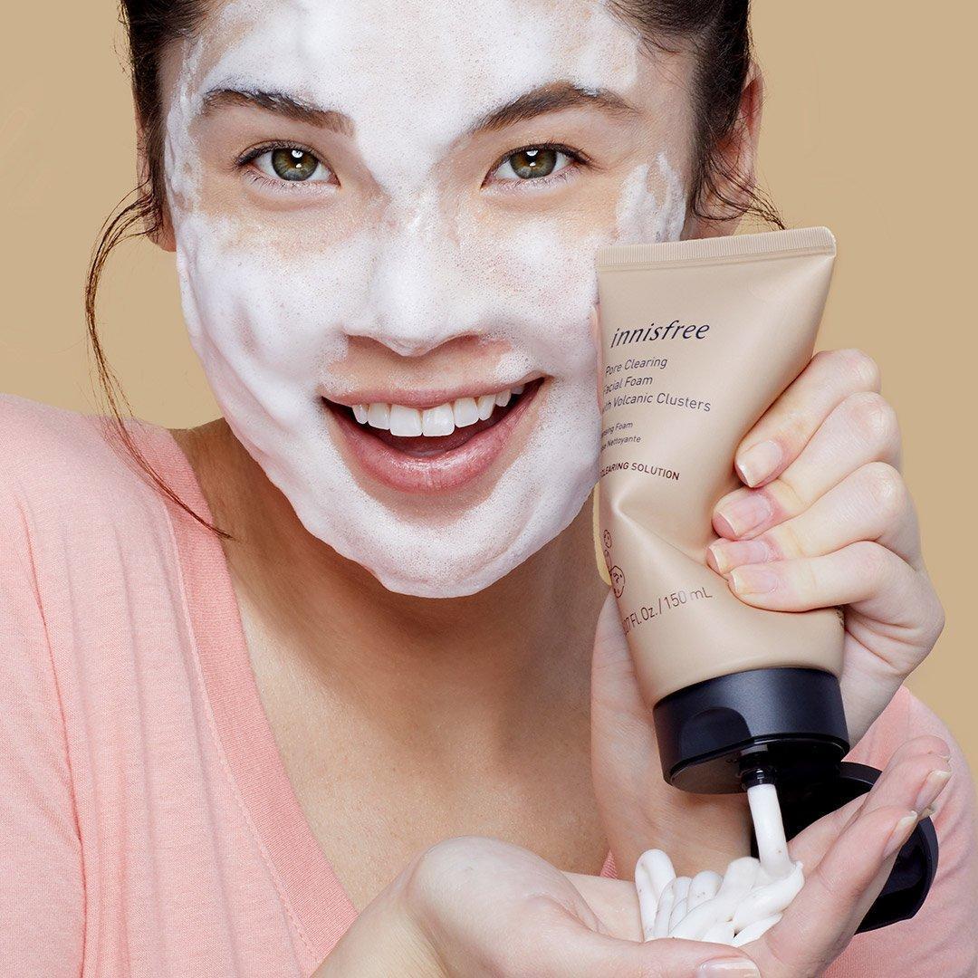 Jeju Volcanic Cleansing Foam (150ml) | innisfree