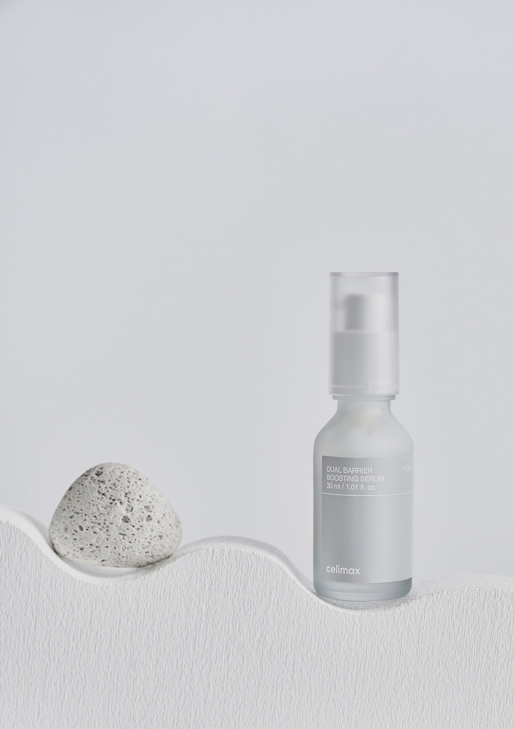 Luminous Dual Barrier Hydrating Serum with Peptides | Celimax