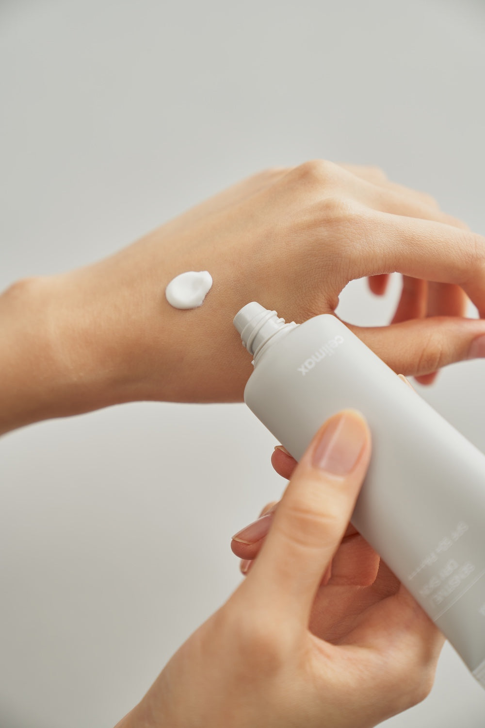 Dual Barrier Watery Sun Cream | Celimax