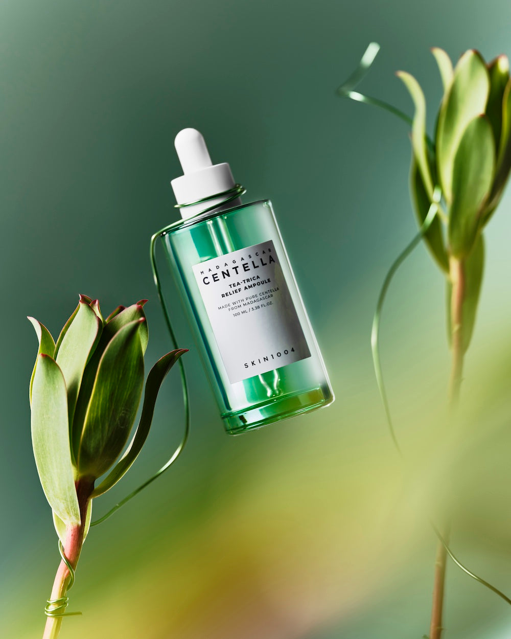 Madagascar Centella Tea-Trica Relief Ampoule 100ml | SKIN1004
