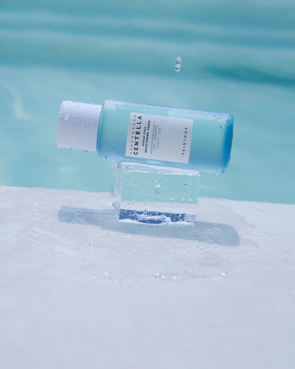 Madagascar Centella Hyalu-Cica Brightening Toner 210ml | SKIN1004