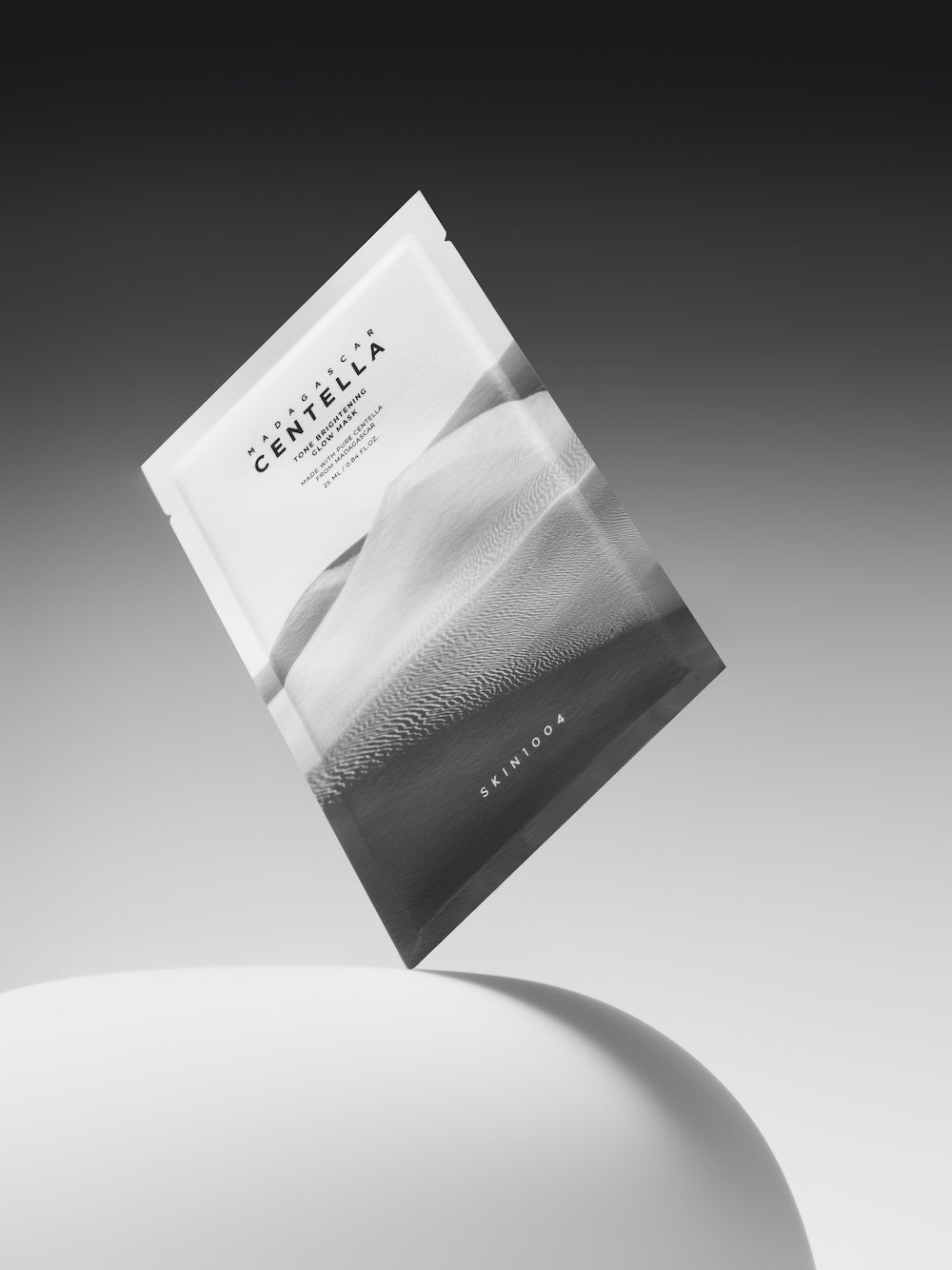 Madagascar Centella Tone Brightening Glow Mask - 2 Size | SKIN1004