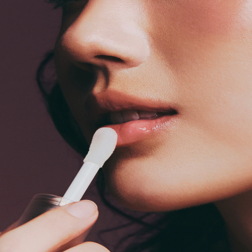 Vita Glow Lip Oil - Dreamy Olive | AXIS-Y