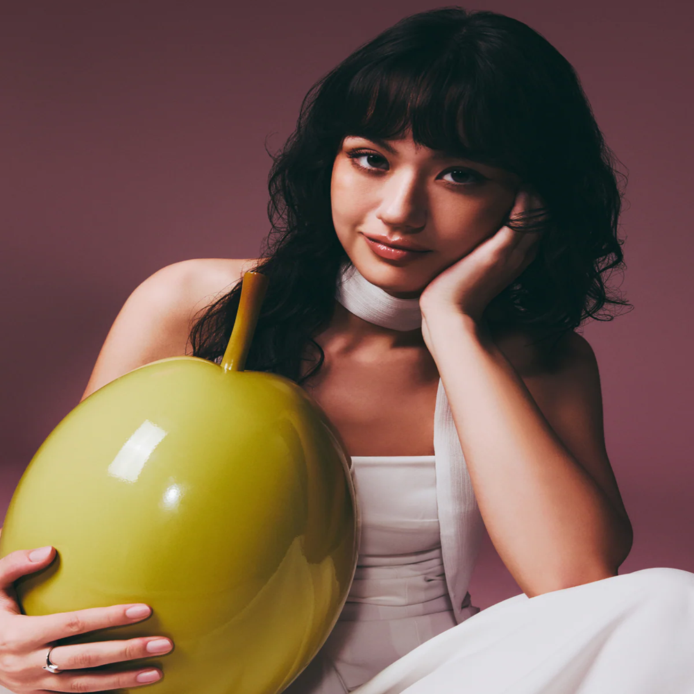 Vita Glow Lip Oil - Dreamy Olive | AXIS-Y