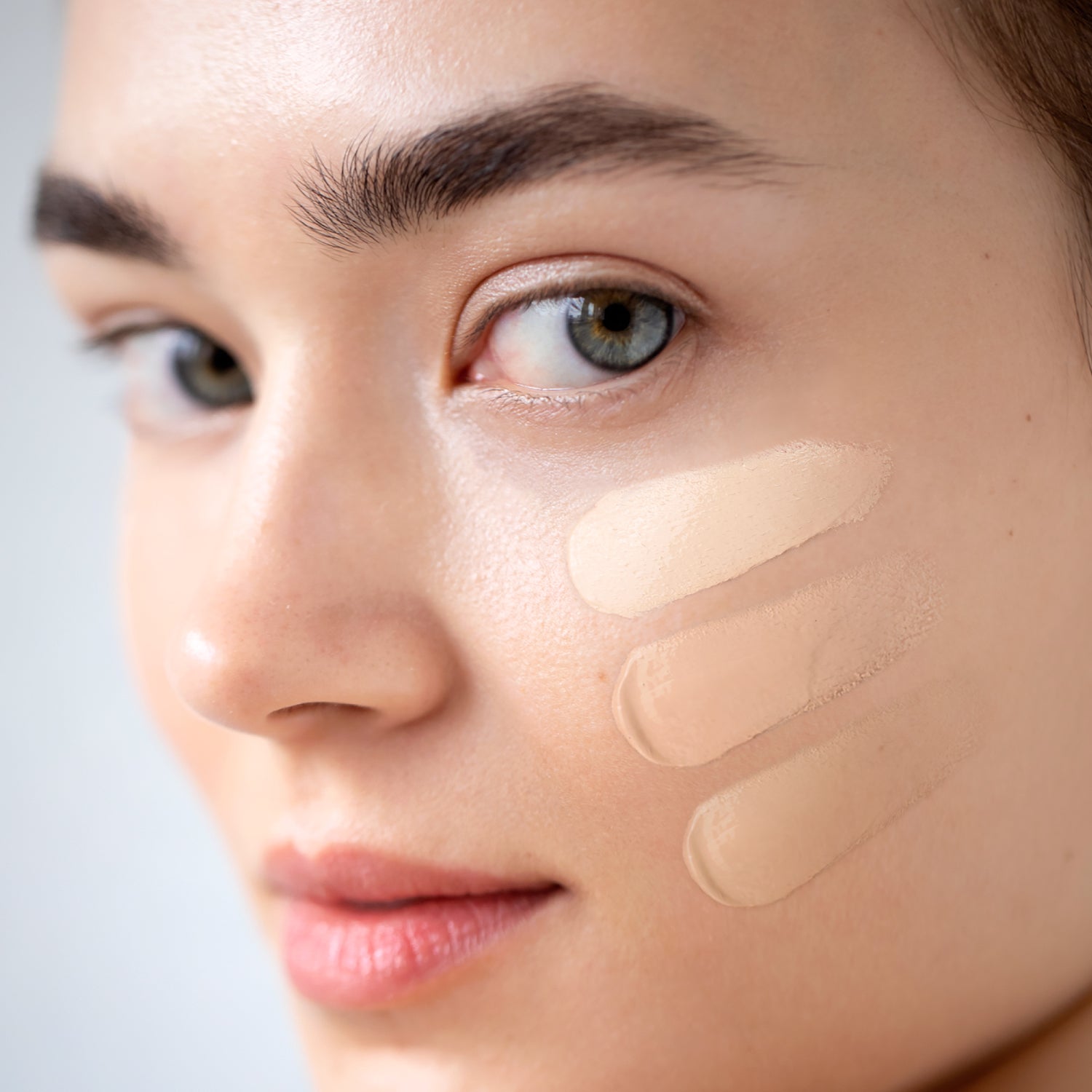 Luxurious Hydrating Cushion Foundation with Radiant Glow | BEAUDIANI