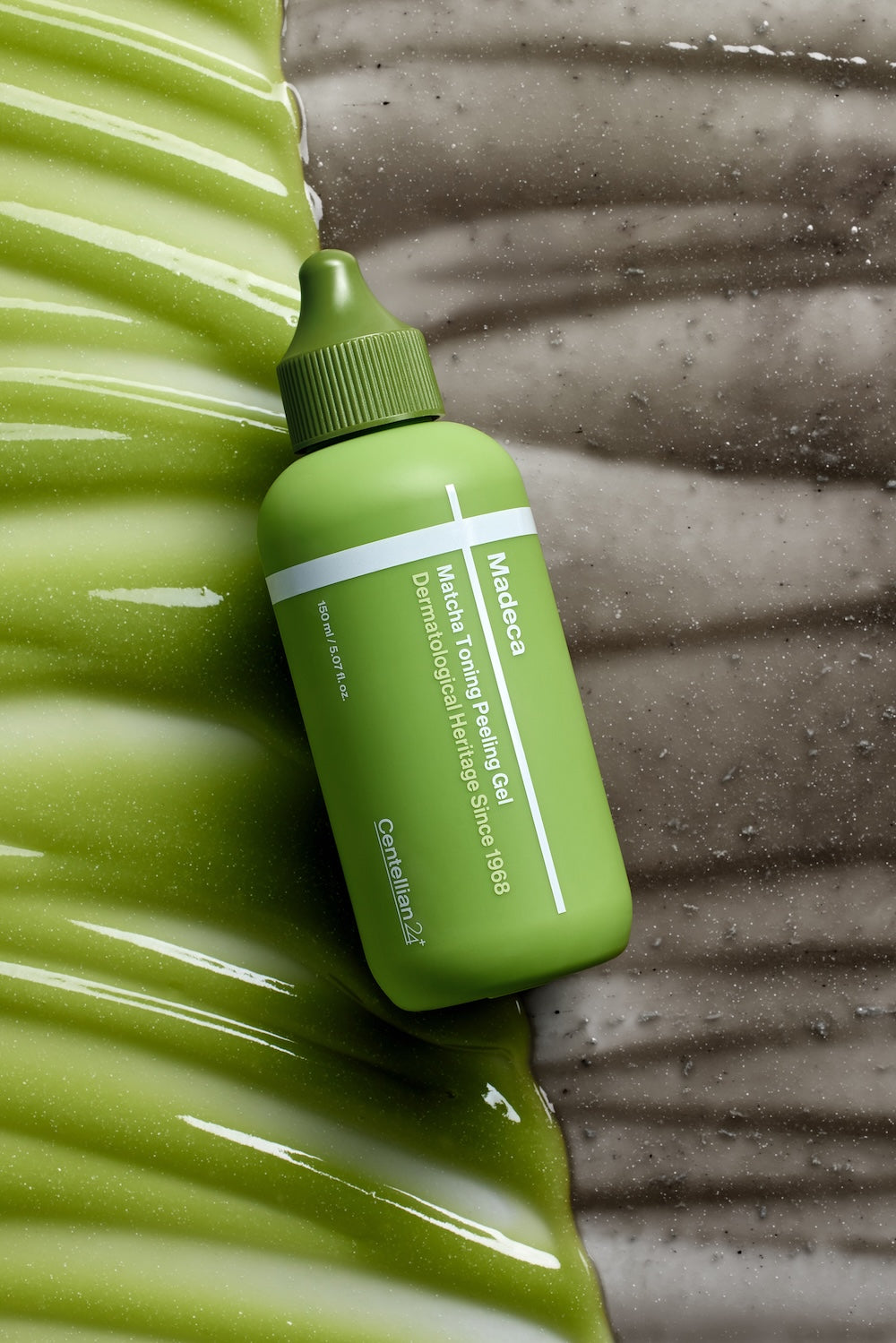 Madeca Matcha Toning Peeling Gel 150ml | Centellian24