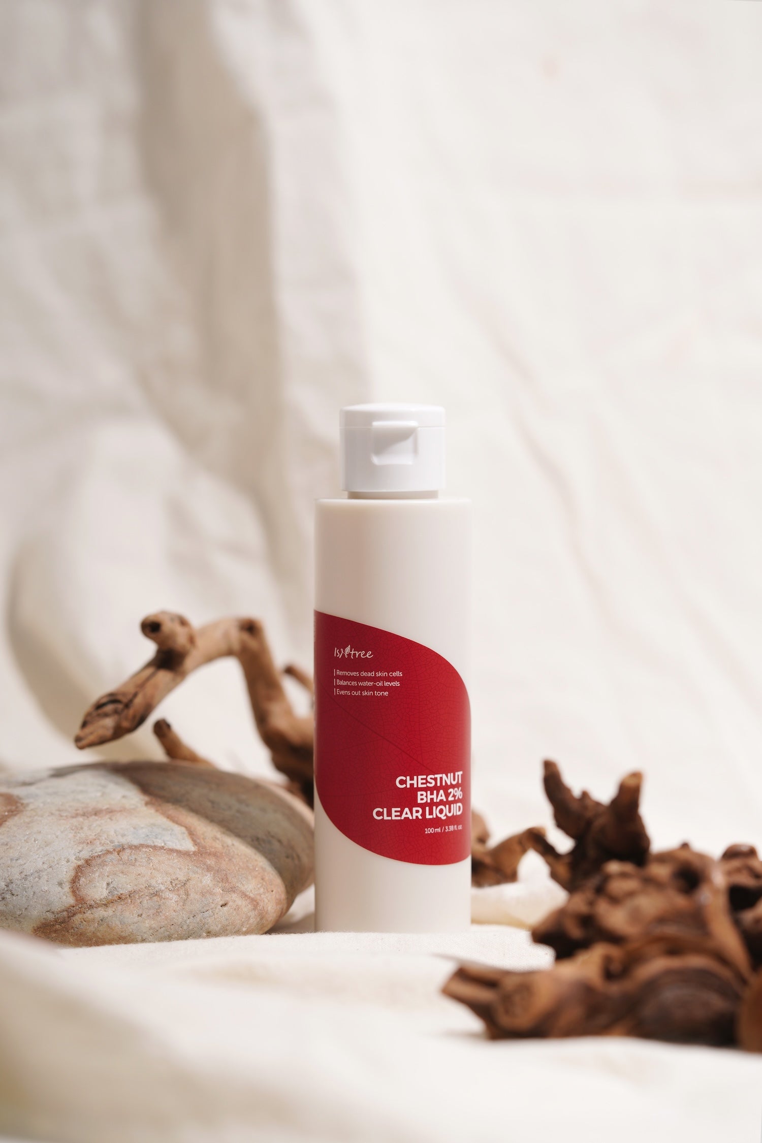 Discover the luxurious ISNTREE Chestnut BHA 2% Clear Liquid, a South Korea crafted serum that elevates your skincare ritual with artisanal exfoliation and radiant clarity.