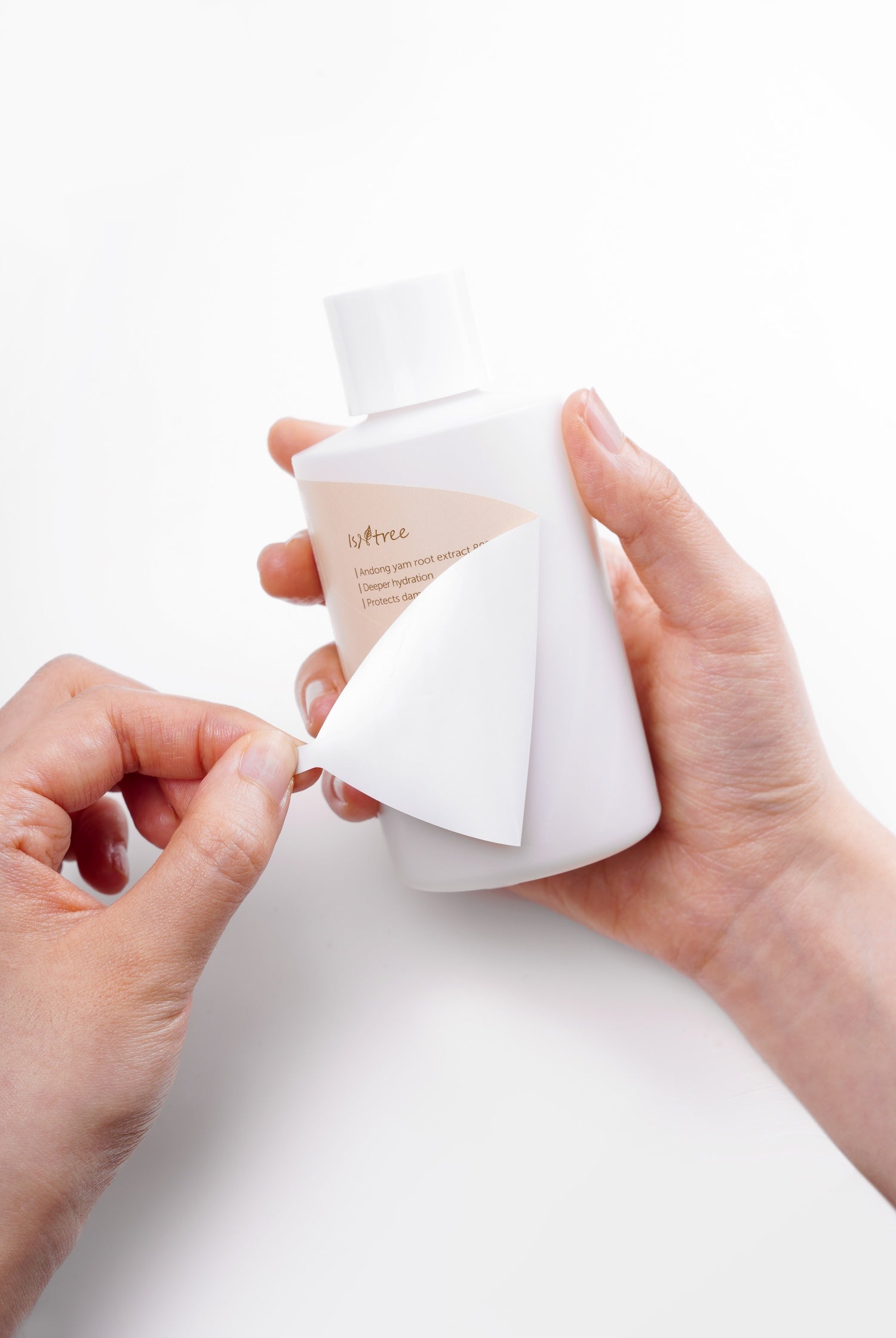 Yam Root Vegan Milk Toner 200ml | ISNTREE
