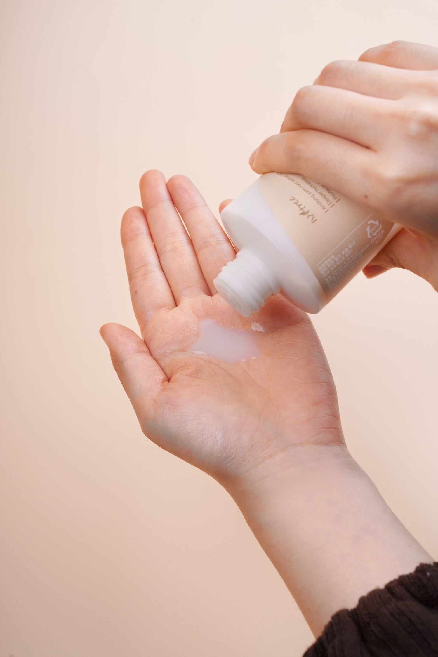 Yam Root Vegan Milk Toner 200ml | ISNTREE