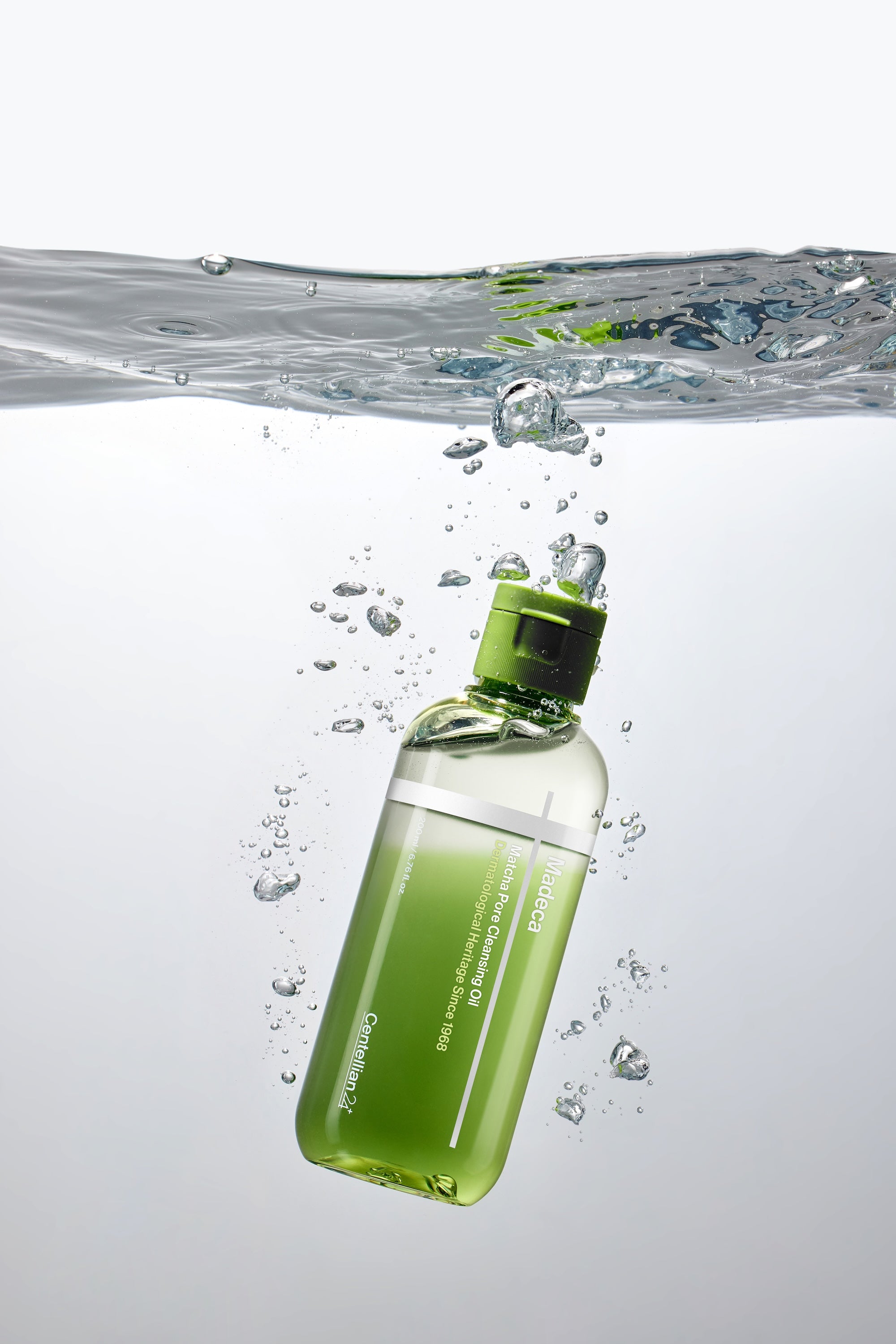 Madeca Matcha Pore Cleansing Oil 200ml | Centellian24