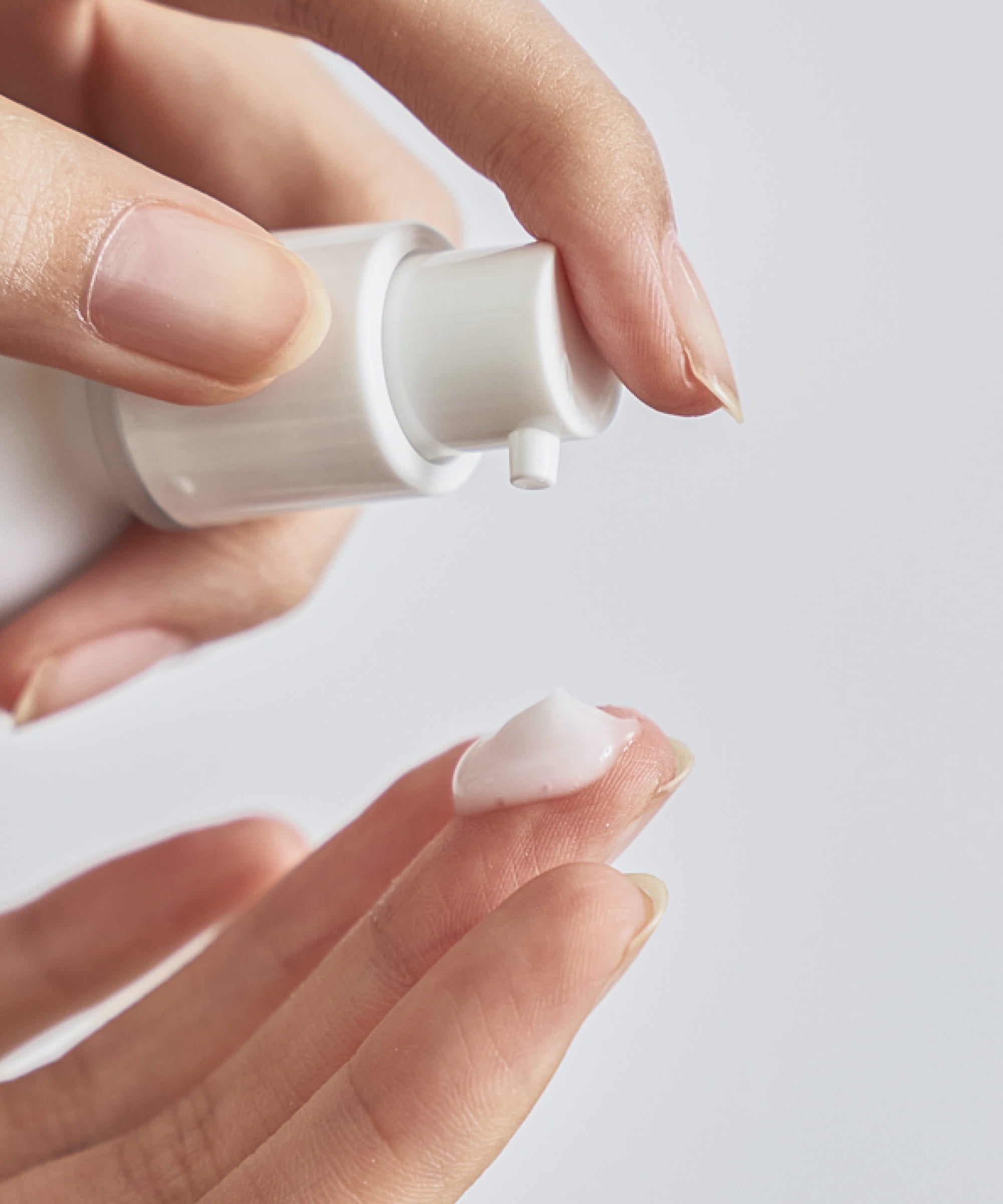 Luminous Dual Barrier Hydrating Serum with Peptides | Celimax