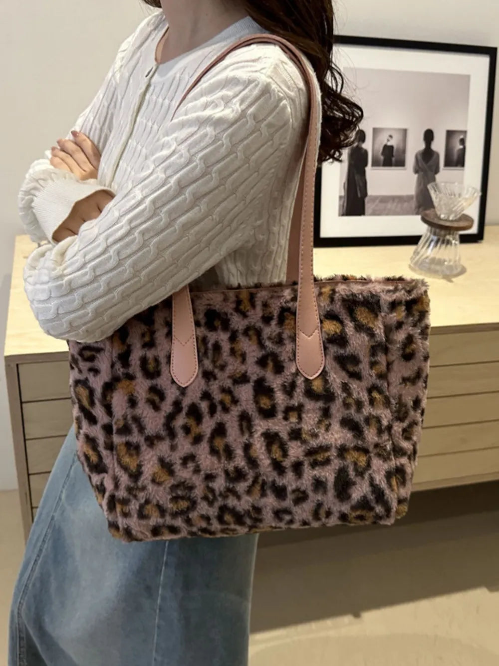 Chic Plush Leopard Fluff Tote Bag for the Elegant Woman | ULZZANG BELLA