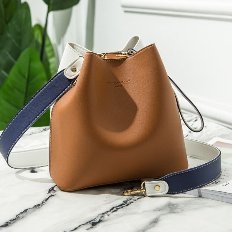 Elegant PU Leather Large Capacity Messenger Bag | ULZZANG BELLA