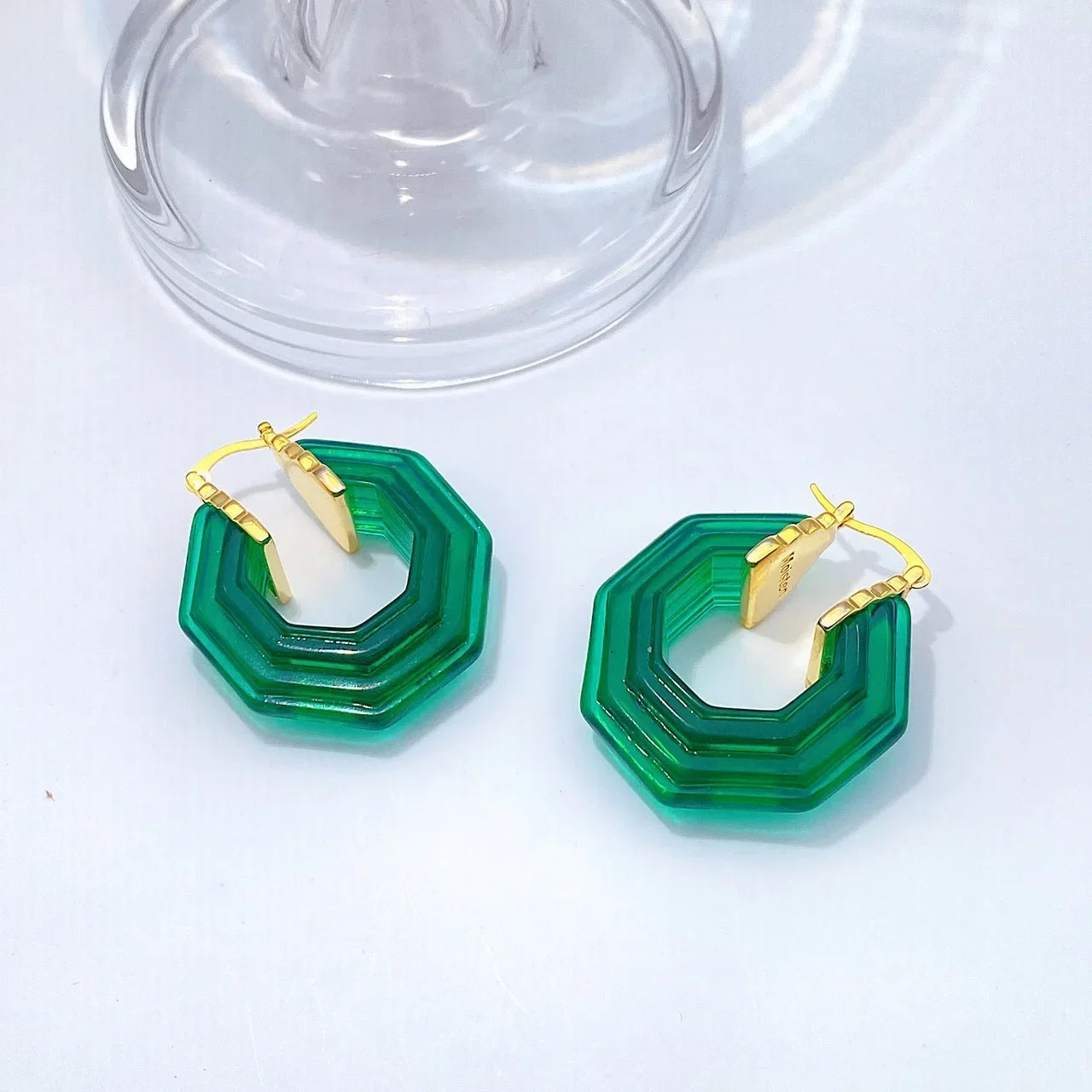 Geometric Elegance: Transparent Green Acrylic Earrings for the Modern Muse | ULZZANG BELLA