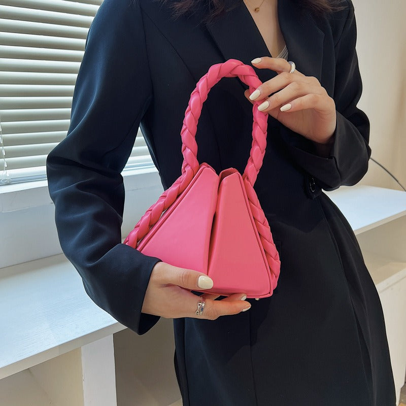 Elegant Handwoven Geometric Handheld Bag | ULZZANG BELLA