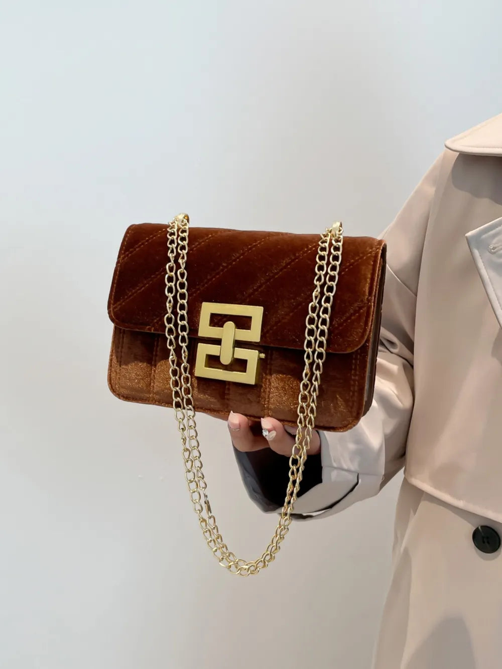 Chic Solid Color Chain Shoulder Bag for the Modern Elegance | ULZZANG BELLA