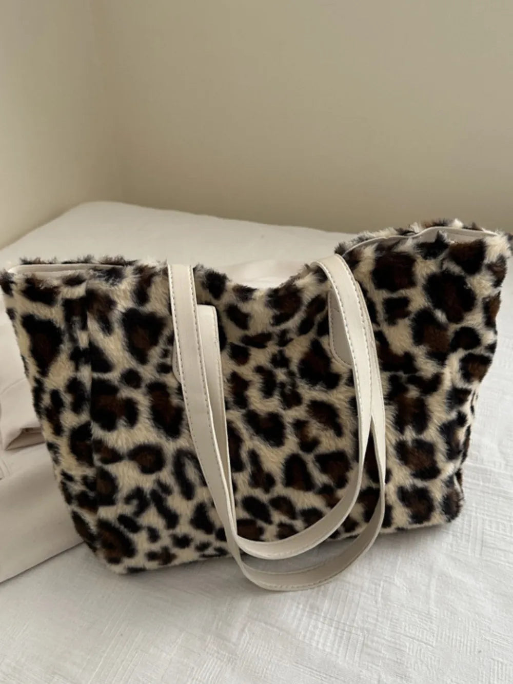 Chic Plush Leopard Fluff Tote Bag for the Elegant Woman | ULZZANG BELLA