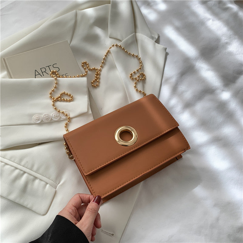 Discover the exquisite craftsmanship of athé, where luxurious South Korean formulations elevate your beauty ritual, embodying timeless elegance and allure.