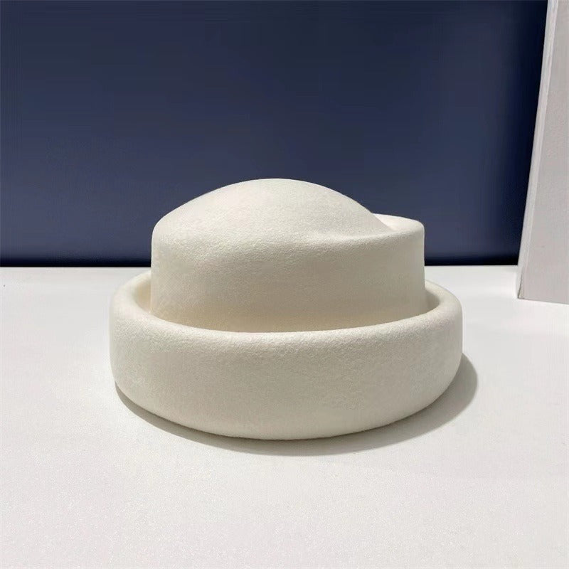 French retro wool beret woolen Hepburn style felt hat concave top painter hat