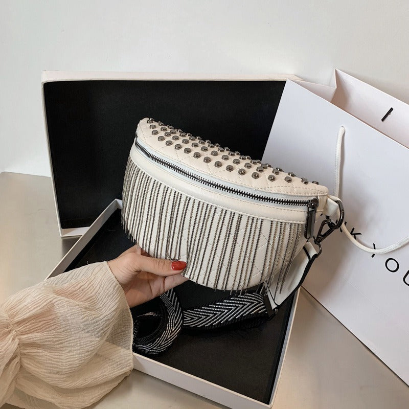 Rivet-Embellished Luxurious Crossbody Bag | ULZZANG BELLA