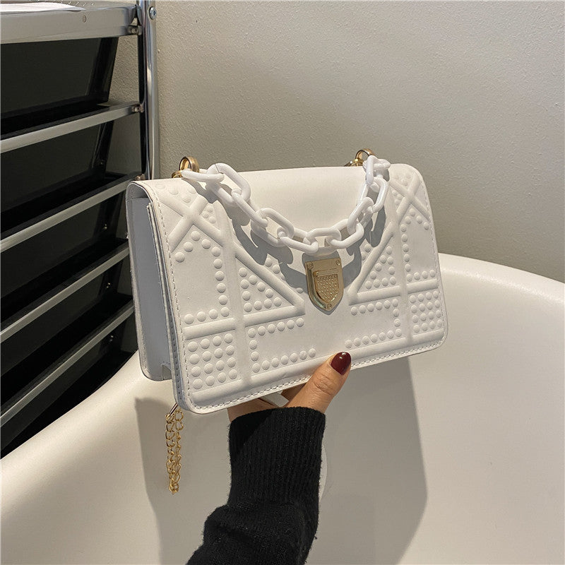 Discover the exquisite craftsmanship of athé's luxury beauty collection, meticulously formulated in South Korea for a transformative skincare experience.