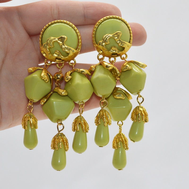 Exquisite Olive Green Resin Palace Tassel Earrings | ULZZANG BELLA