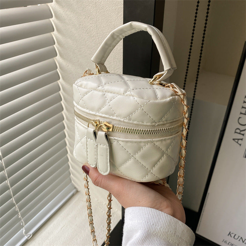 Experience the exquisite craftsmanship of athé, where luxurious formulations meet South Korean artistry, elevating your beauty ritual with timeless elegance.