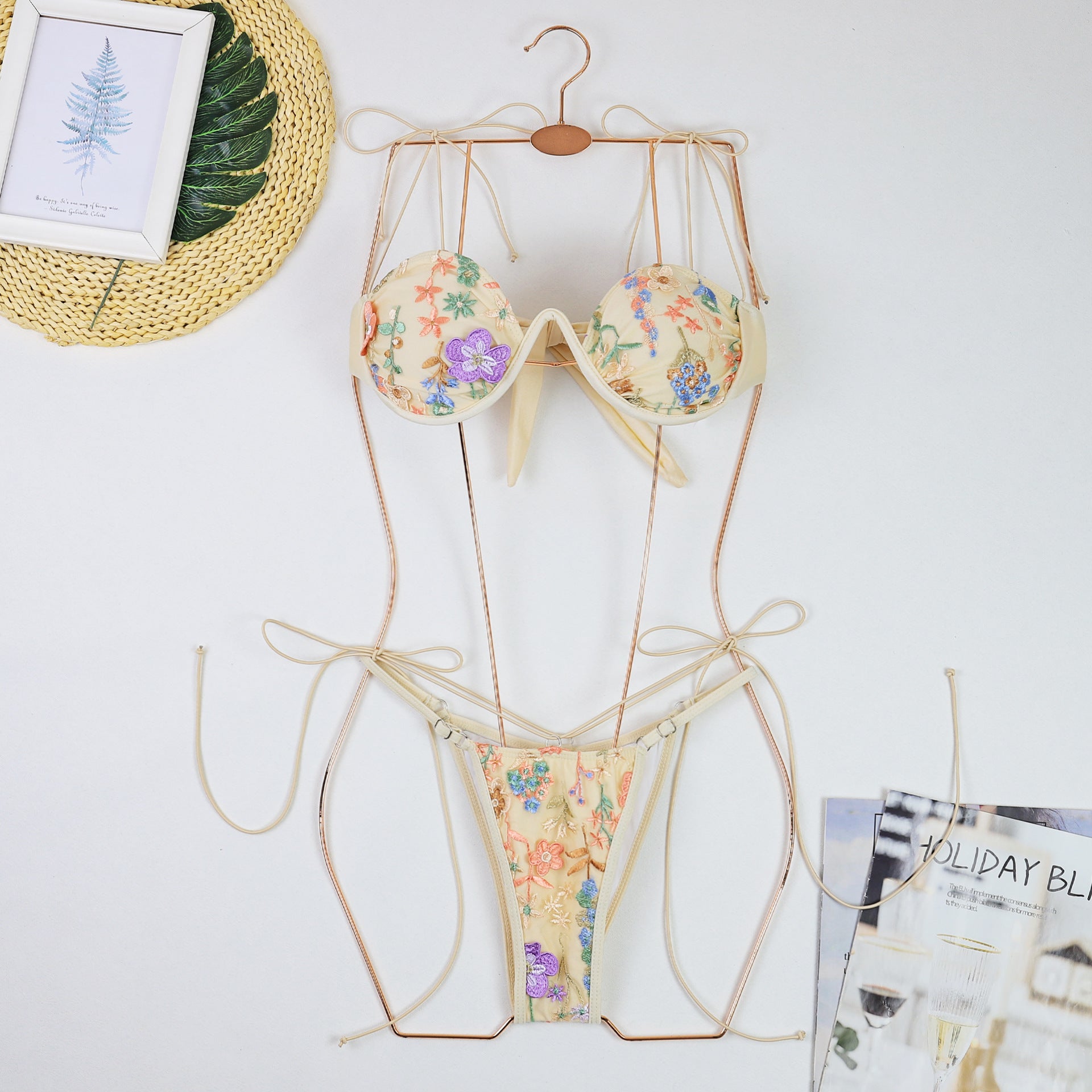 Embroidered High-Waisted Push-Up Bikini with Steel Support | ULZZANG BELLA