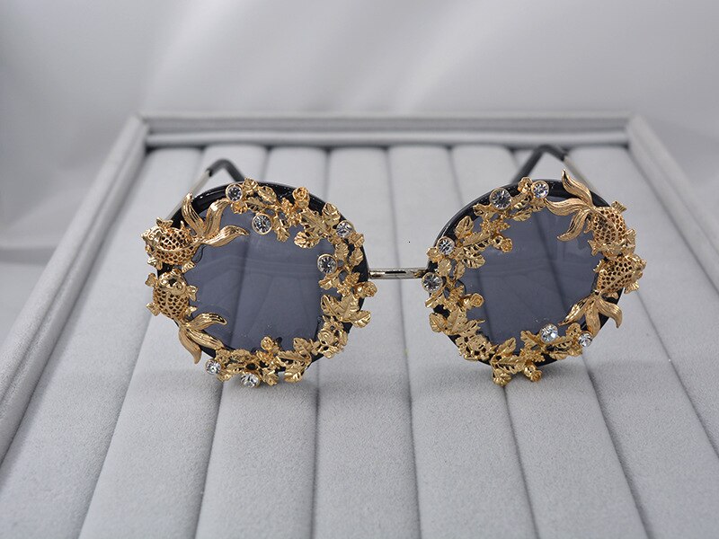 Exquisite Vintage Baroque Sunglasses with Metal Flower Accents | ULZZANG BELLA