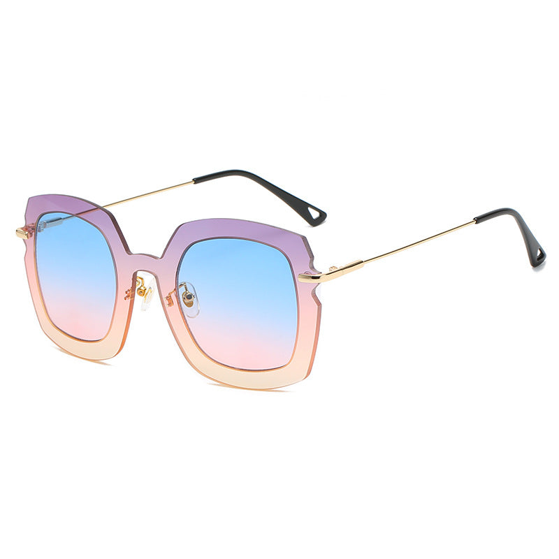 European Square Two-Tone Gradient Sunglasses for Women | ULZZANG BELLA