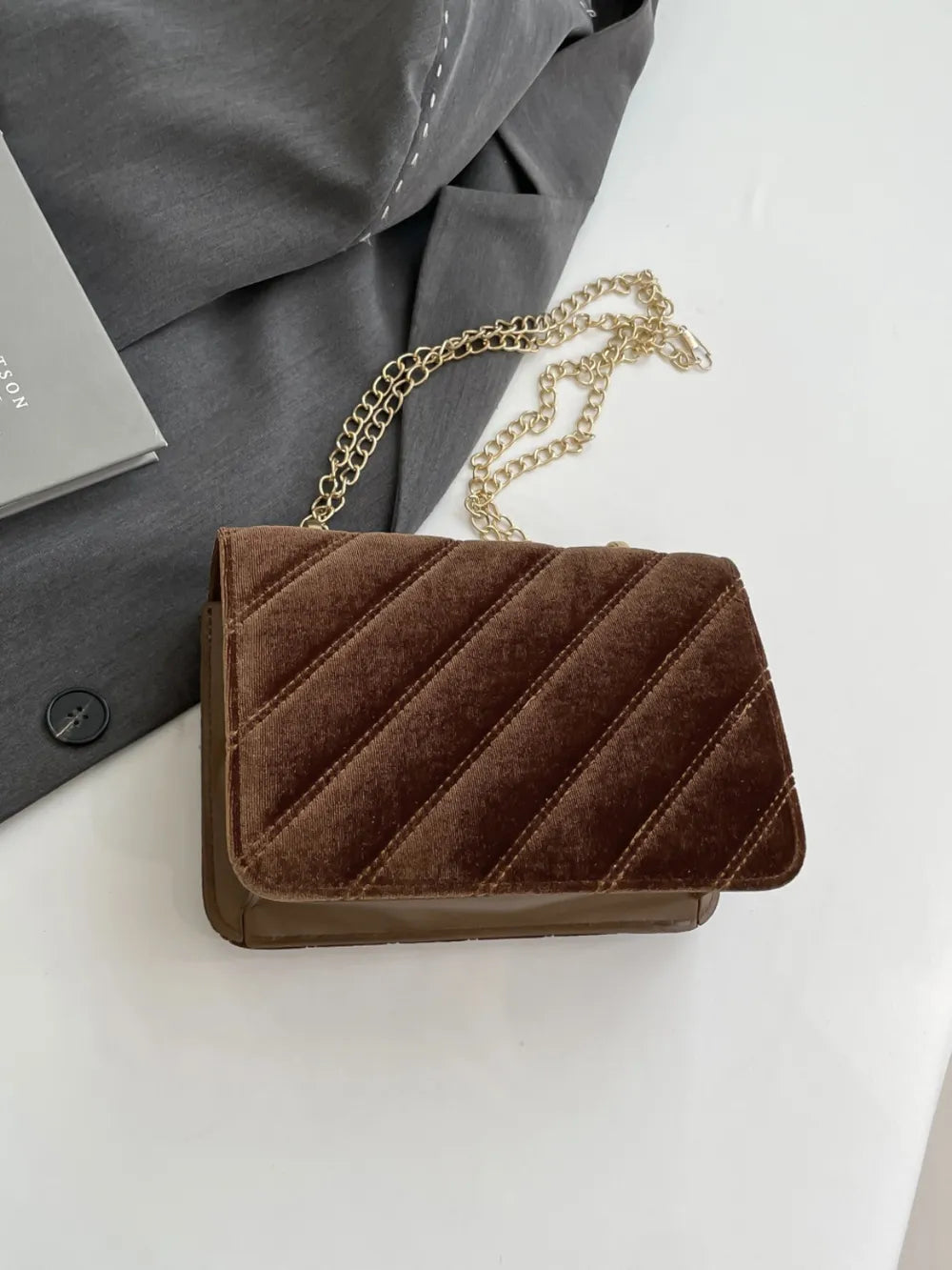 Chic Solid Color Chain Shoulder Bag for the Modern Elegance | ULZZANG BELLA