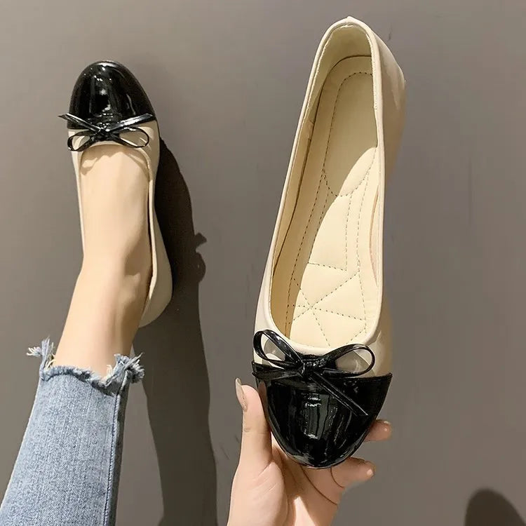 Elegant Flat-Bottomed Bow Detail Flats for the Modern Muse | ULZZANG BELLA