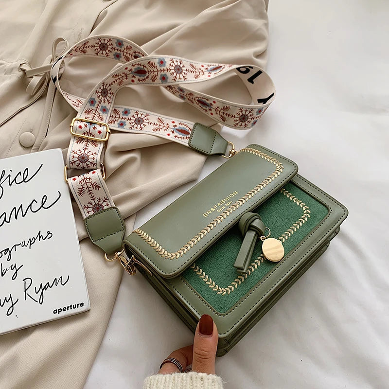 Elegant Contrast Colour Leather Crossbody Bag | ULZZANG BELLA