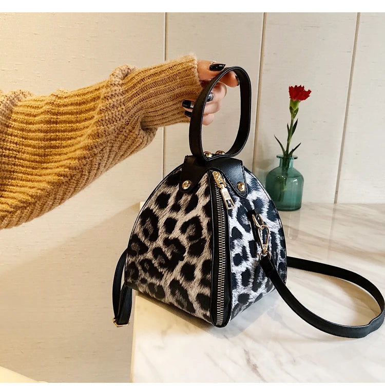 Leopard Print Pyramid Clutch Handbag | ULZZANG BELLA