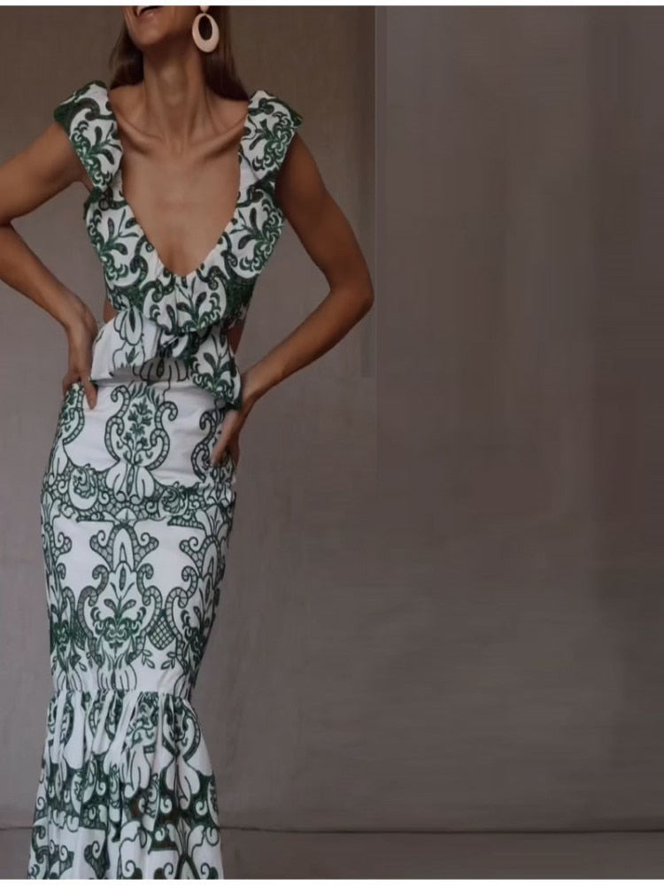 Chic Elegant V-Neck Lace-Up Ruffled Maxi Dress for Women | ULZZANG BELLA