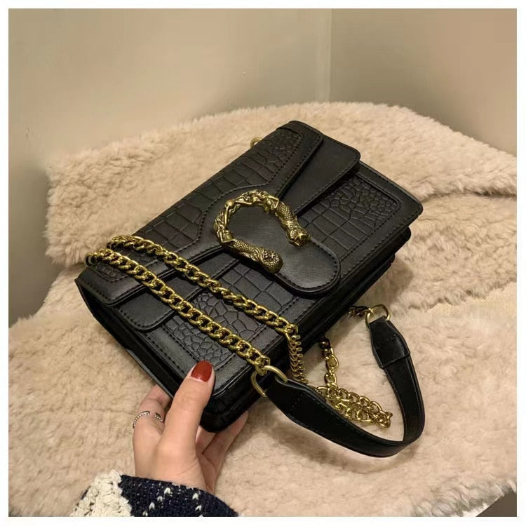 Elegant Serpentine PU Leather Shoulder Handbag for Women | ULZZANG BELLA