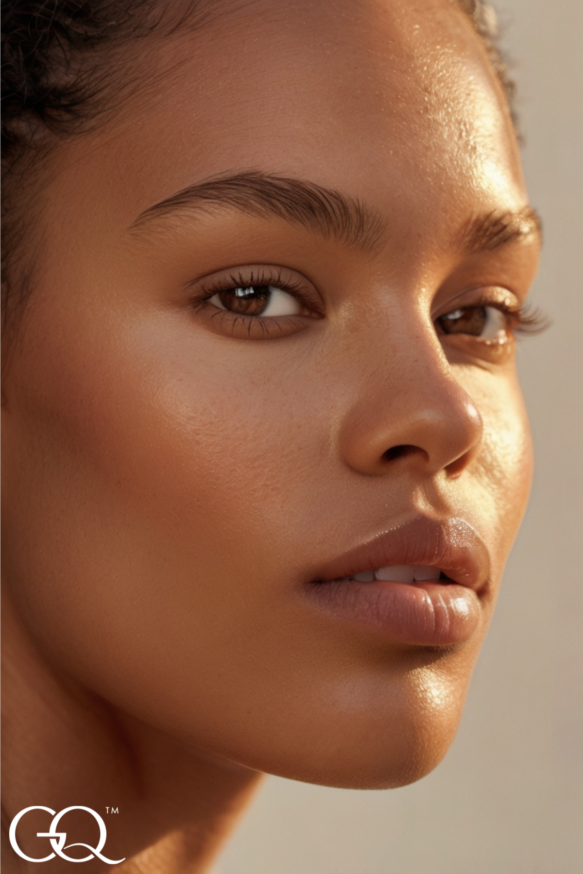 Sculpting Gua Sha - Glossy (60g) | GLOWNIQUE